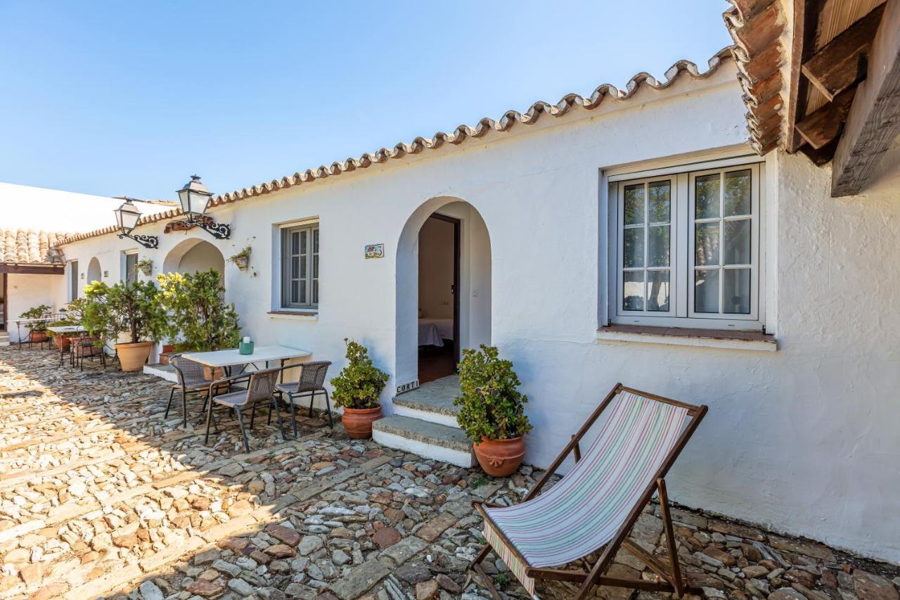 Hotel-Apart Cortijo Las Pinas Tarifa Exterior photo