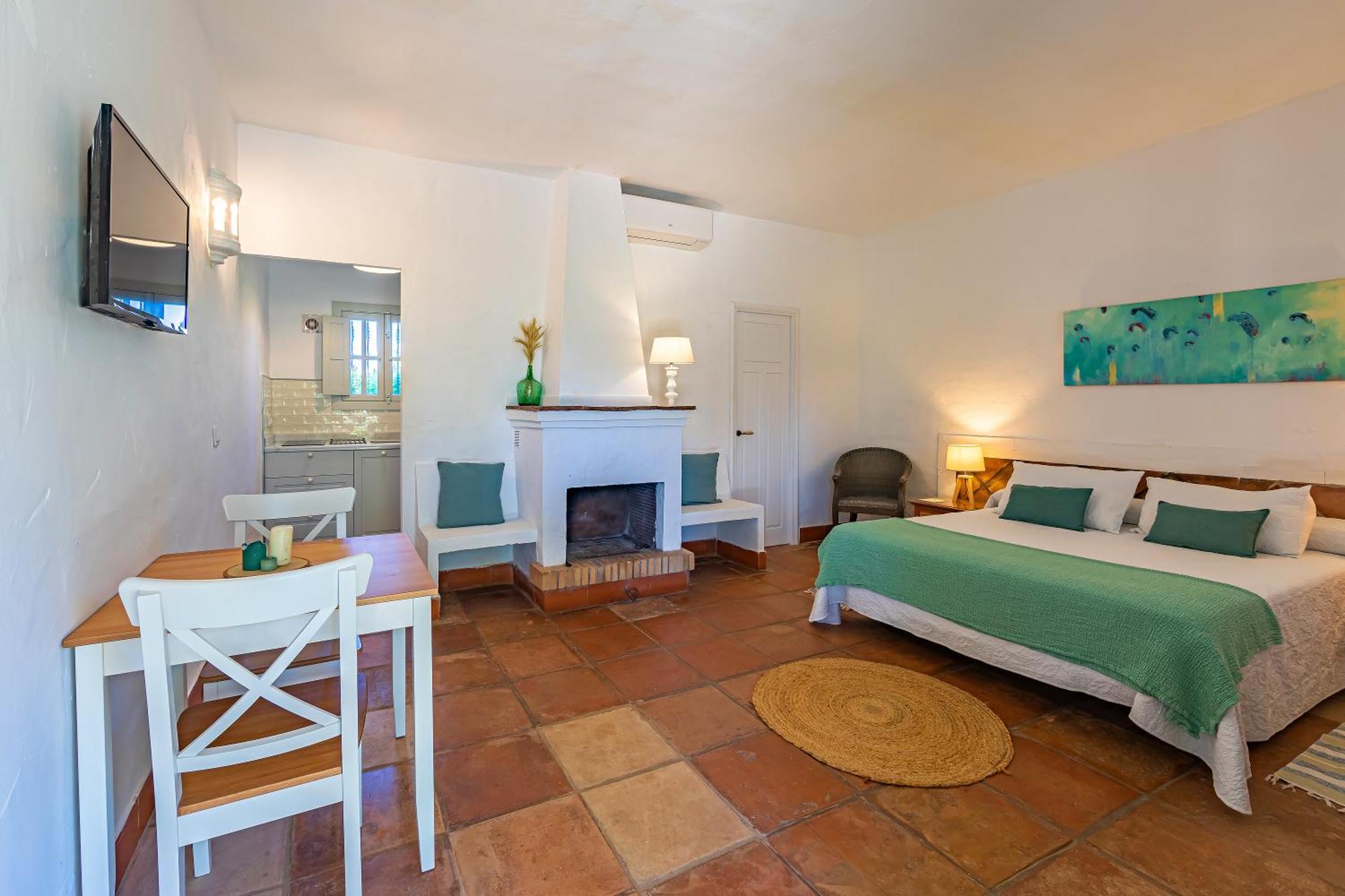 Hotel-Apart Cortijo Las Pinas Tarifa Exterior photo
